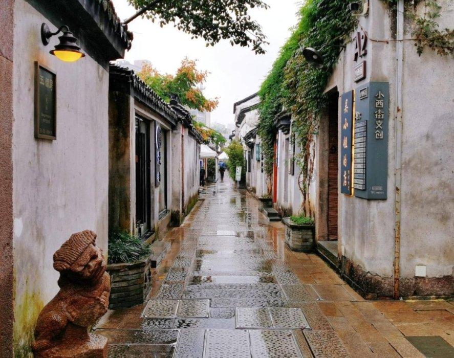 倪妮是现实版的朱锁锁吗？游戏画面